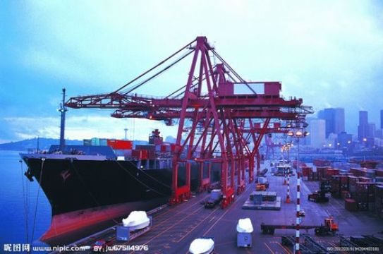 點(diǎn)擊查看詳細(xì)信息<br>標(biāo)題：碼頭 閱讀次數(shù)：4675